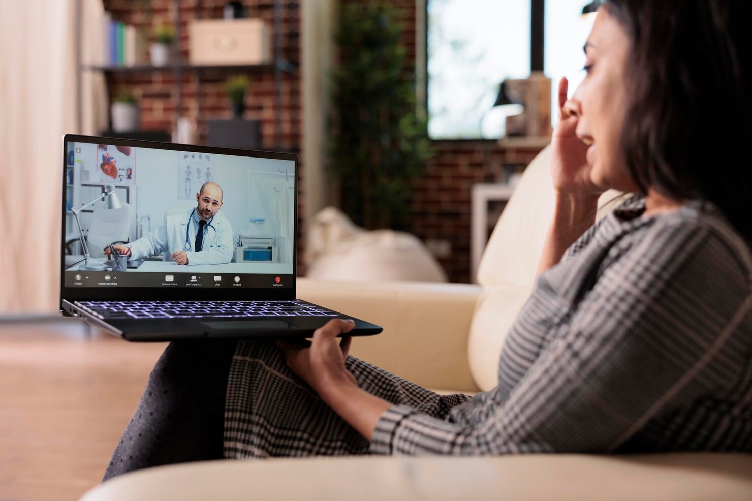 telemedicine vs telehealth